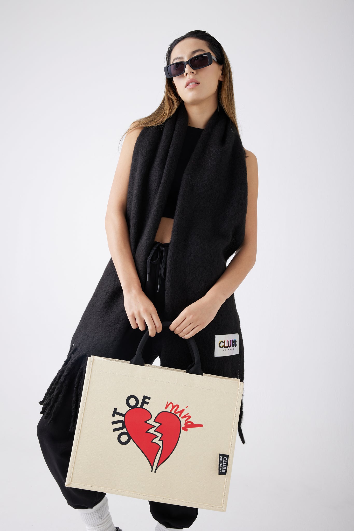 OVERSIZED SCARF BLACK